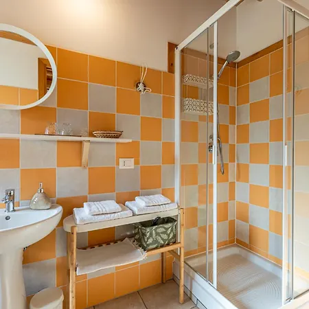 Farm stay Borghetto La Radice *