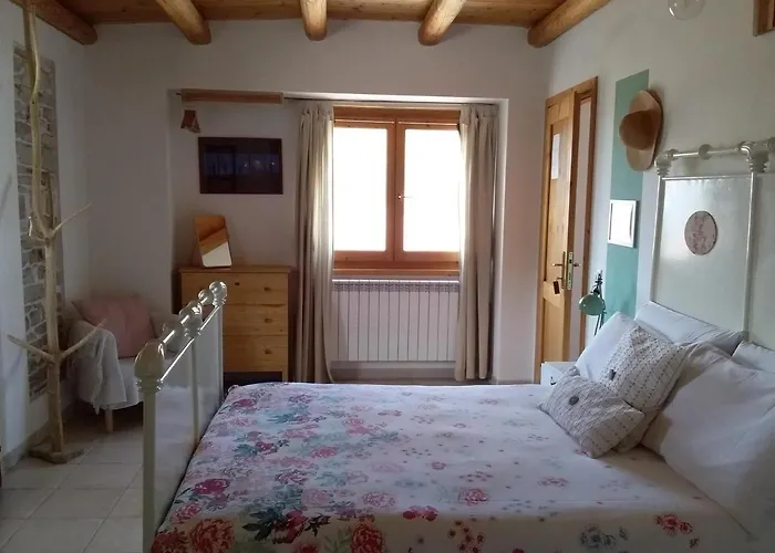 Borghetto La Radice مزرعة للإقامة